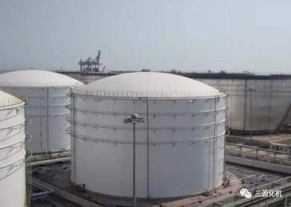三源化机储罐
